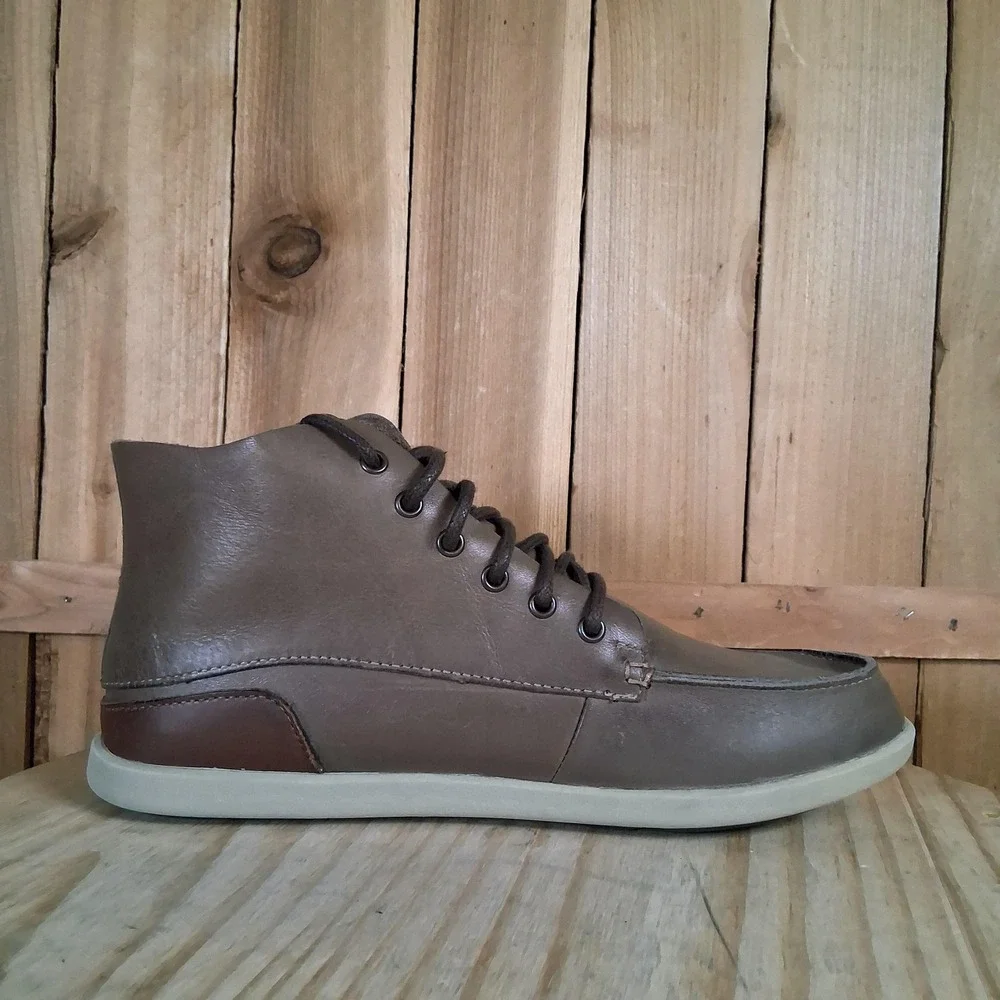 OluKai Nalukai Boots Mens 8 Brown Leather Chukka Ankle Casual Shoes Lace Up